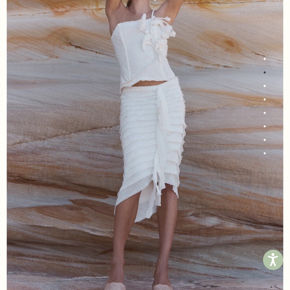 Cult Gaia White Textured Skirt - Picture 2 of 3